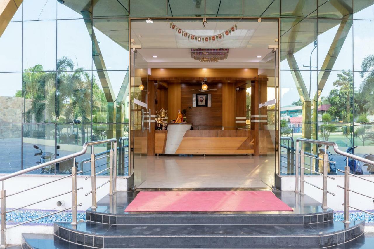 Oyo 42910 Hotel Rudra Palace Ratlam Exterior photo